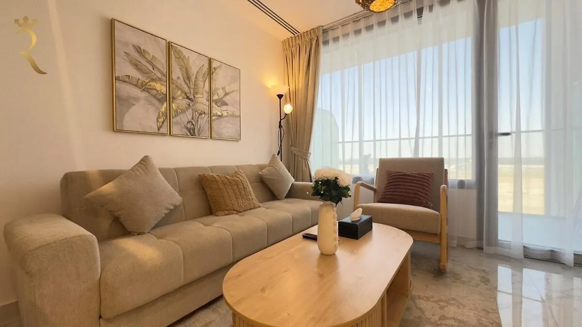 Rooftop Luxury 2Br Haven With Jacuzzi In Masdar City Abu Dhabi