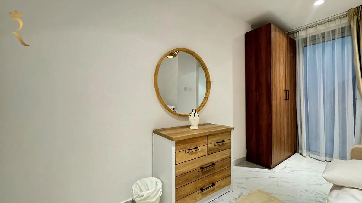 Rooftop Luxury 2Br Haven With Jacuzzi In Masdar City Abu Dhabi Forenede Arabiske Emirater