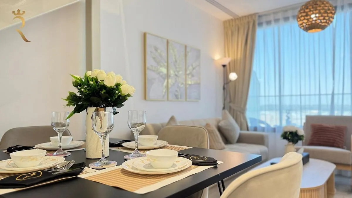 Rooftop Luxury 2Br Haven With Jacuzzi In Masdar City Abu Dhabi Forenede Arabiske Emirater