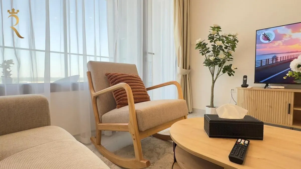 アパート Rooftop Luxury 2Br Haven With Jacuzzi In Masdar City アブダビ