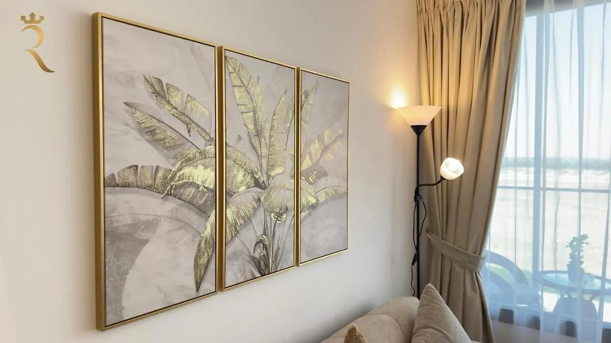 Rooftop Luxury 2Br Haven With Jacuzzi In Masdar City アブダビ 0*,  アラブ首長国連邦